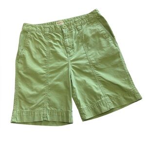 Eddie Bauer Mercer Fit Bermuda Shorts Sz 8 Sage Green Cotton Classic Outdoors